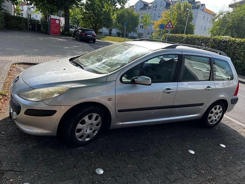 Grau Gebraucht 2006 Peugeot 307 Kombi | 1.450 € (Guter Preis) - Bild 1/4
