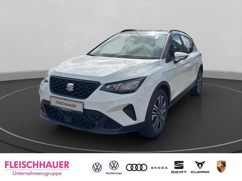Weiss Neu 2025 Seat Arona Black Edition SUV | 28.480 € (Etwas zu teuer) - Bild 1/4