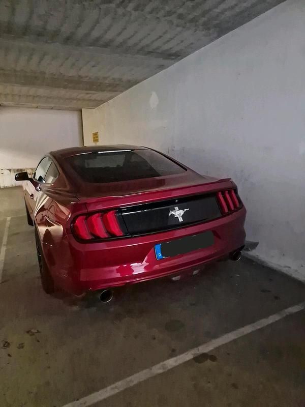Gebraucht Ford Mustang 305 PS (224 kW) 2015 Rot Coupé