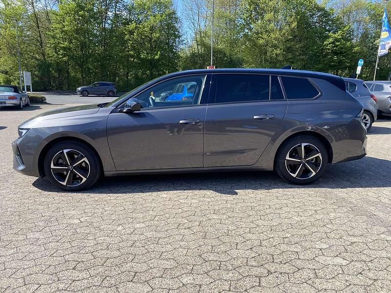 Gebraucht Opel Astra 136 PS (100 kW) 2025 Vulkan grau Kombi