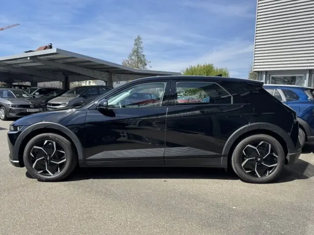 Gebraucht Hyundai Ioniq 5 125 kW (170 PS) 2024 Abyss black / mic (metallic) SUV