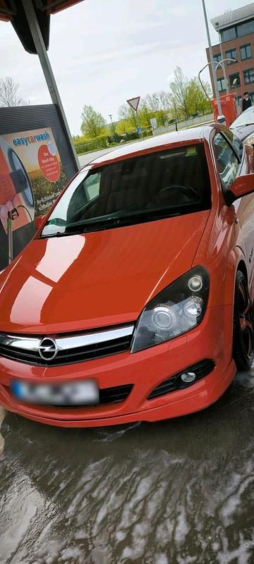Gebraucht Opel Astra GTC 200 PS (147 kW) 2006 Rot Coupé