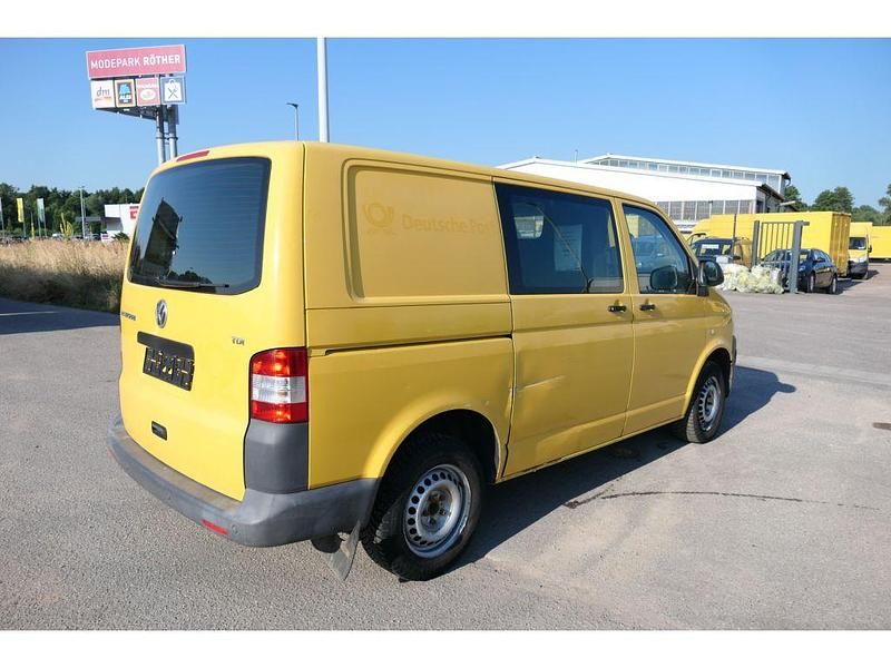 Second-hand VW Transporter 84 CP (61 kW) 2010 Galben Van