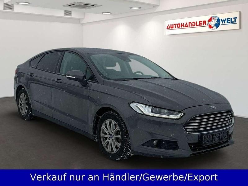 Gebraucht Ford Mondeo Trend 160 PS (117 kW) 2015 Grau Limousine