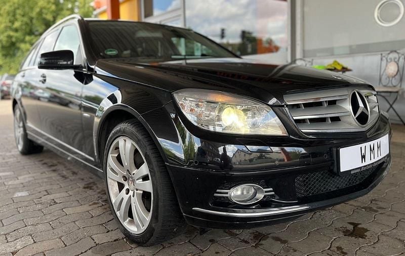 Schwarz Gebraucht 2008 Mercedes C280 Avantgarde Kombi | 9.999 € (Fairer Preis) - Bild 1/4
