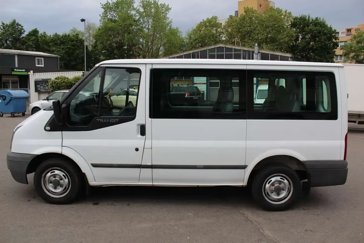 Używany Ford Transit 101 KM (74 kW) 2012 Biały Minivan