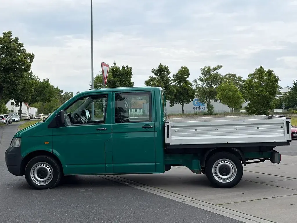 Gebraucht VW Transporter 131 PS (96 kW) 2004 Grün Van