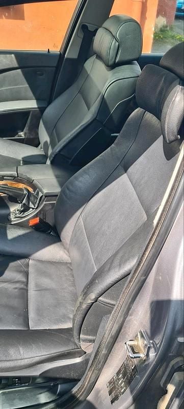 Second-hand BMW 525 177 CP (130 kW) 2006 Gri Break