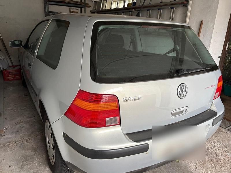Gebraucht VW Golf III 75 PS (55 kW) 1998 Silber Kleinwagen