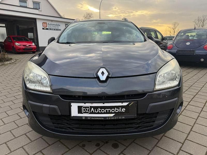 Gebraucht Renault Mégane III 110 PS (80 kW) 2010 Schwarz Limousine