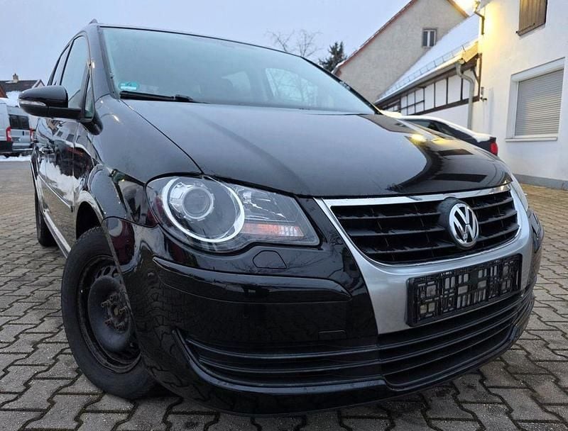 Gebraucht VW Touran Freestyle 140 PS (102 kW) 2010 Schwarz Van / Kleinbus