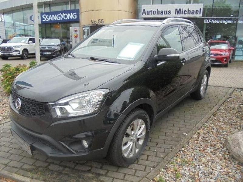 Schwarz Gebraucht 2016 Ssangyong Korando Quartz SUV | 13.900 € (Teuer) - Bild 1/4