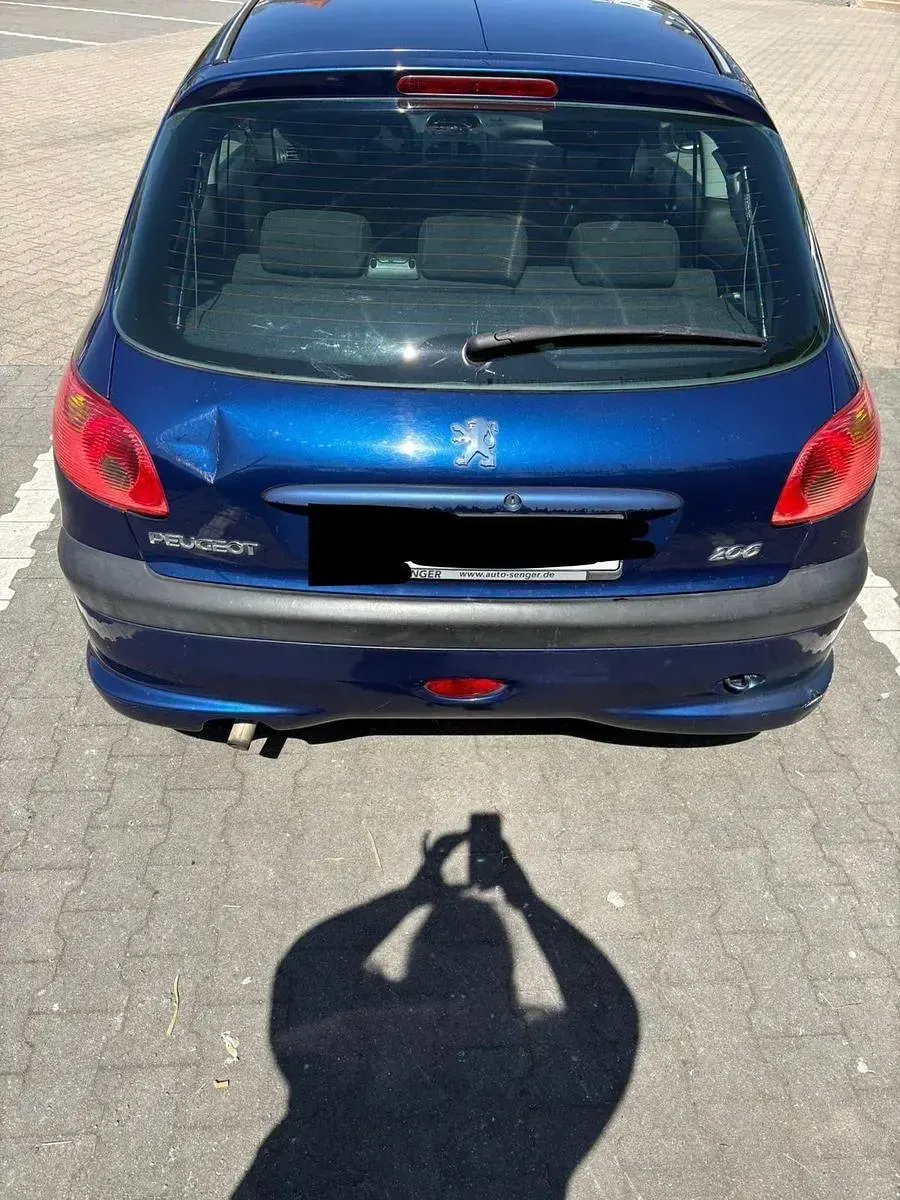 Gebraucht Peugeot 206 75 PS (55 kW) 2004 Blau Limousine