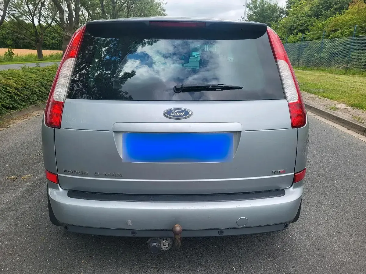 Gebraucht Ford Focus 136 PS (100 kW) 2004 Grau Limousine