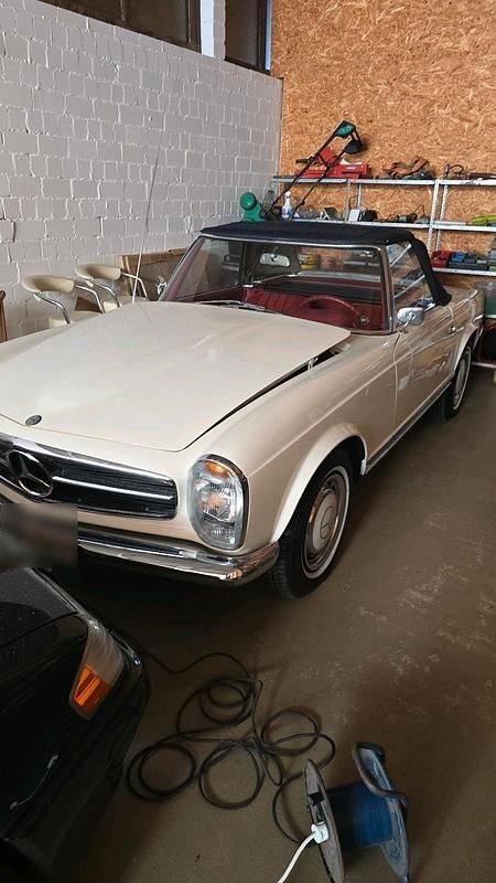 Gebraucht Mercedes 230 150 PS (110 kW) 1963 Weiß Cabrio