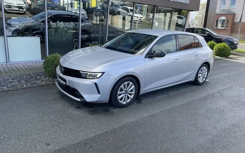 Gebraucht Opel Astra Elegance 110 PS (80 kW) 2024 Limousine