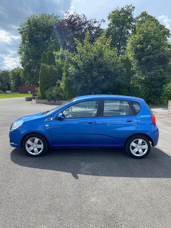 Gebraucht Chevrolet Aveo LS 85 PS (62 kW) 2009 Blau Limousine