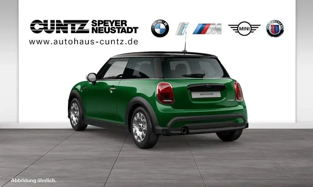 Gebraucht Mini Cooper 136 PS (100 kW) 2024 Grün Kleinwagen
