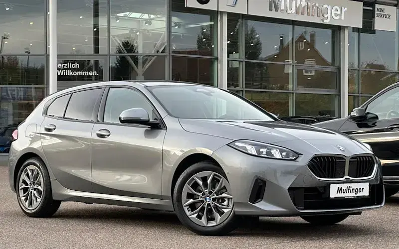 Usata BMW 120 Efficient Dynamics 170 CV (125 kW) 2025 Grigio Utilitaria