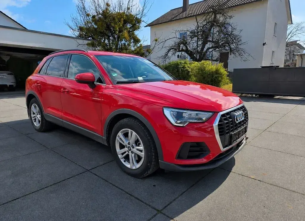 Gebraucht Audi Q3 Basis 150 PS (110 kW) 2021 Andere SUV