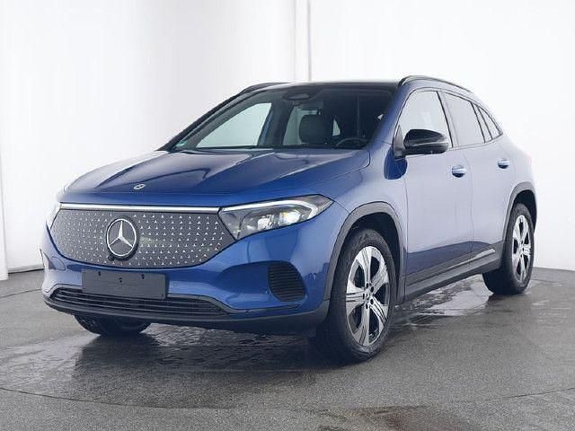 Metalliclack spektralblau (metallic) Gebraucht 2024 Mercedes EQA250 Electric Art SUV | 36.950 € (Fairer Preis) - Bild 1/4