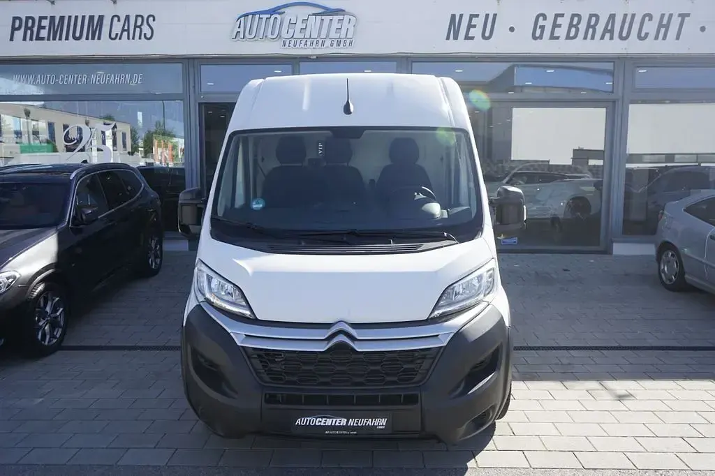 Gebraucht Citroën Jumper 140 PS (102 kW) 2022 Lackierung weiss icy/deckende Van / Kleinbus