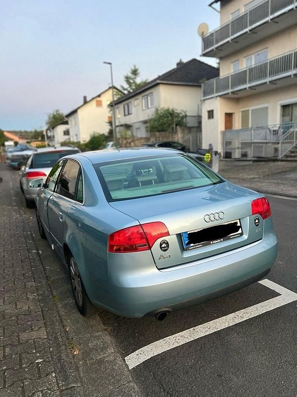 Blau Gebraucht 2005 Audi A4 Limousine | 2.900 € (Guter Preis) - Bild 1/4