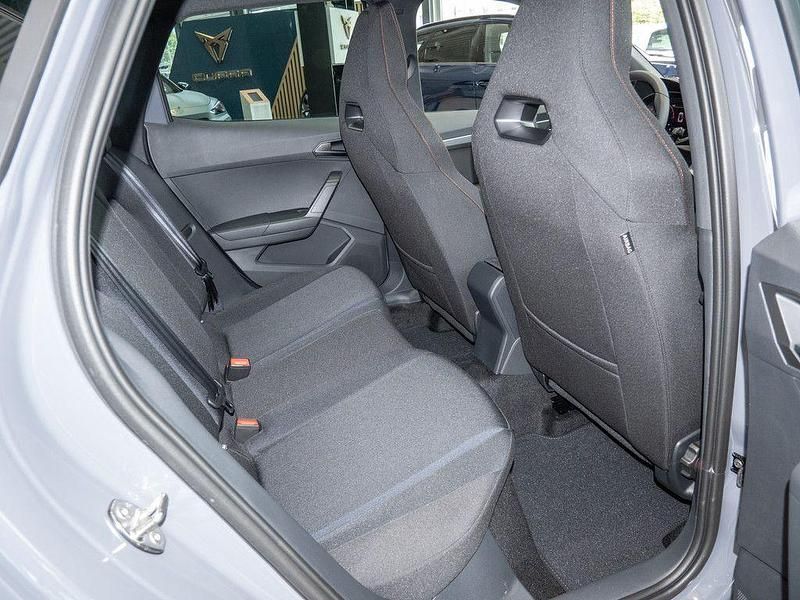 Neu Seat Arona FR 116 PS (85 kW) 2025 Graphene grau SUV
