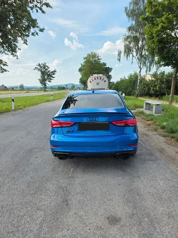 Gebraucht Audi RS3 Sport 400 PS (294 kW) 2019 Blau Limousine