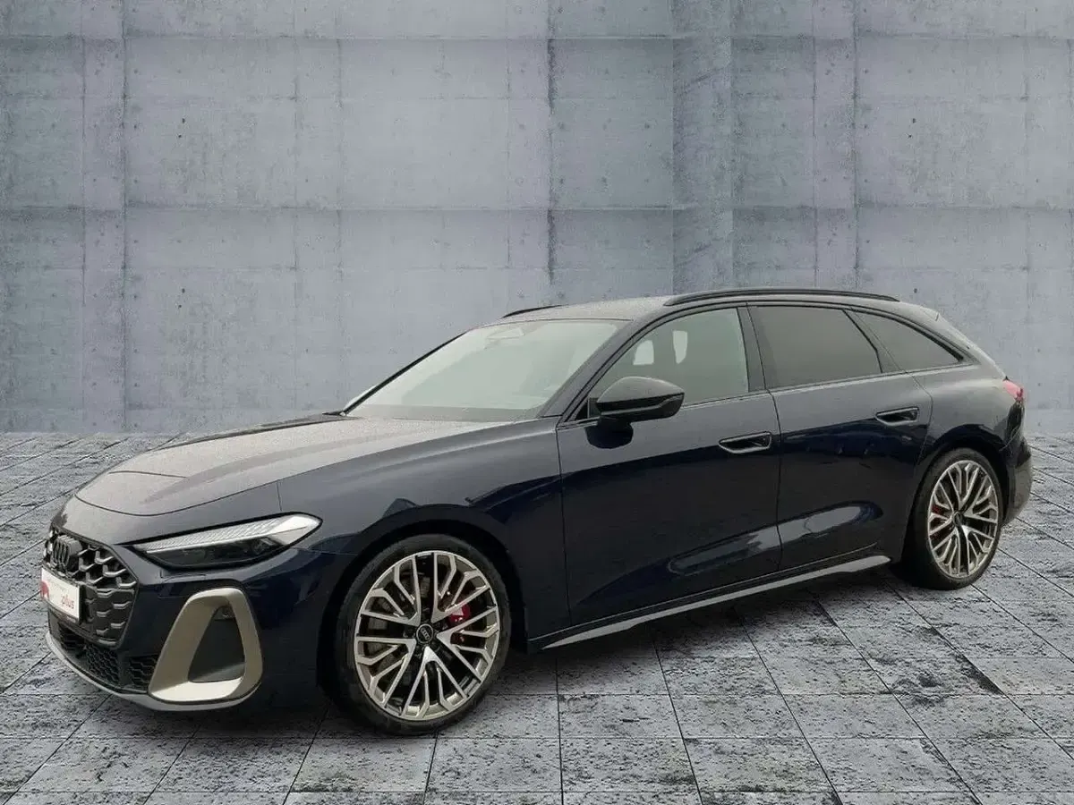 Używany Audi S5 Edition .1 441 KM (324 kW) 2025 Niebieski Kombi
