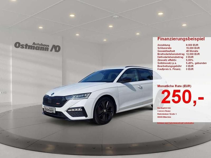 Weiß Gebraucht 2022 Skoda Octavia RS Kombi | 25.220 € (Guter Preis) - Bild 1/4