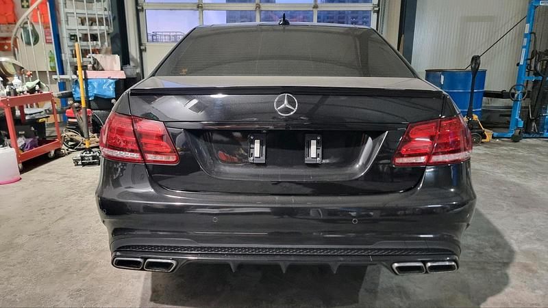 Gebraucht Mercedes E63 AMG 557 PS (409 kW) 2014 Schwarz Limousine