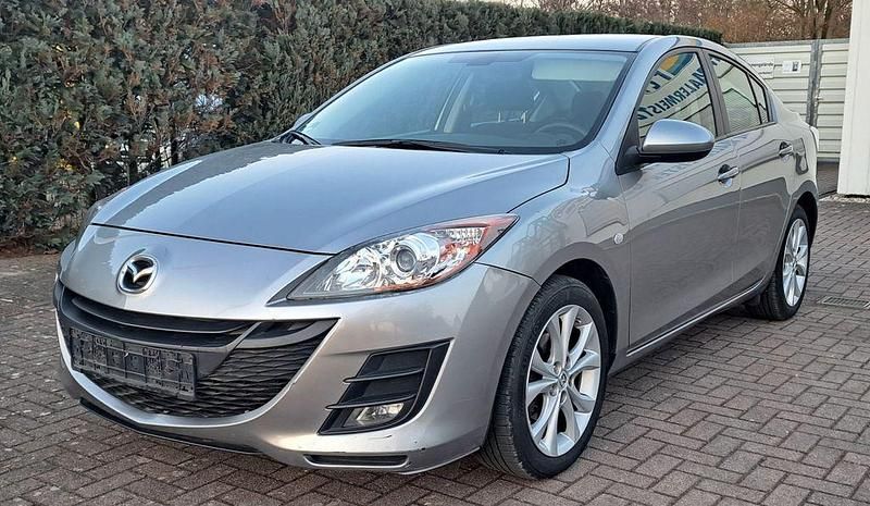 Gebraucht Mazda 3 Exclusive-Line 105 PS (77 kW) 2010 Silber Limousine