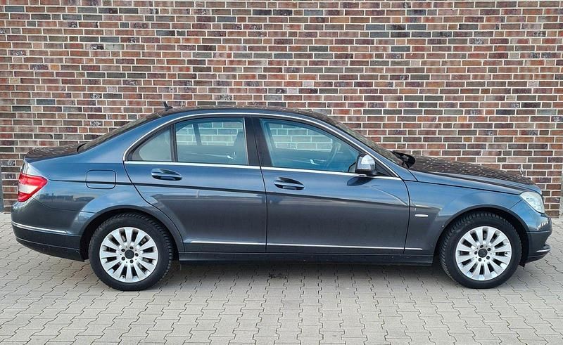 Gebraucht Mercedes C200 Elegance 184 PS (135 kW) 2008 Grau Limousine