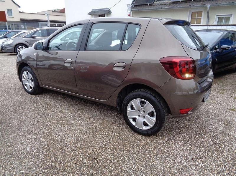 Gebraucht Dacia Sandero Essentiel 73 PS (53 kW) 2017 Braun Kleinwagen