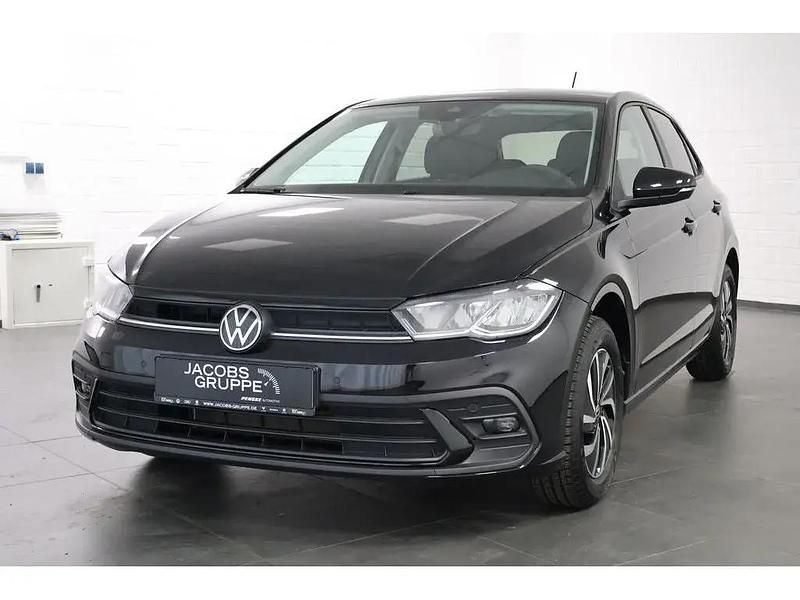 Używany VW Polo Basis 80 KM (58 kW) 2025 Czarny Hatchback