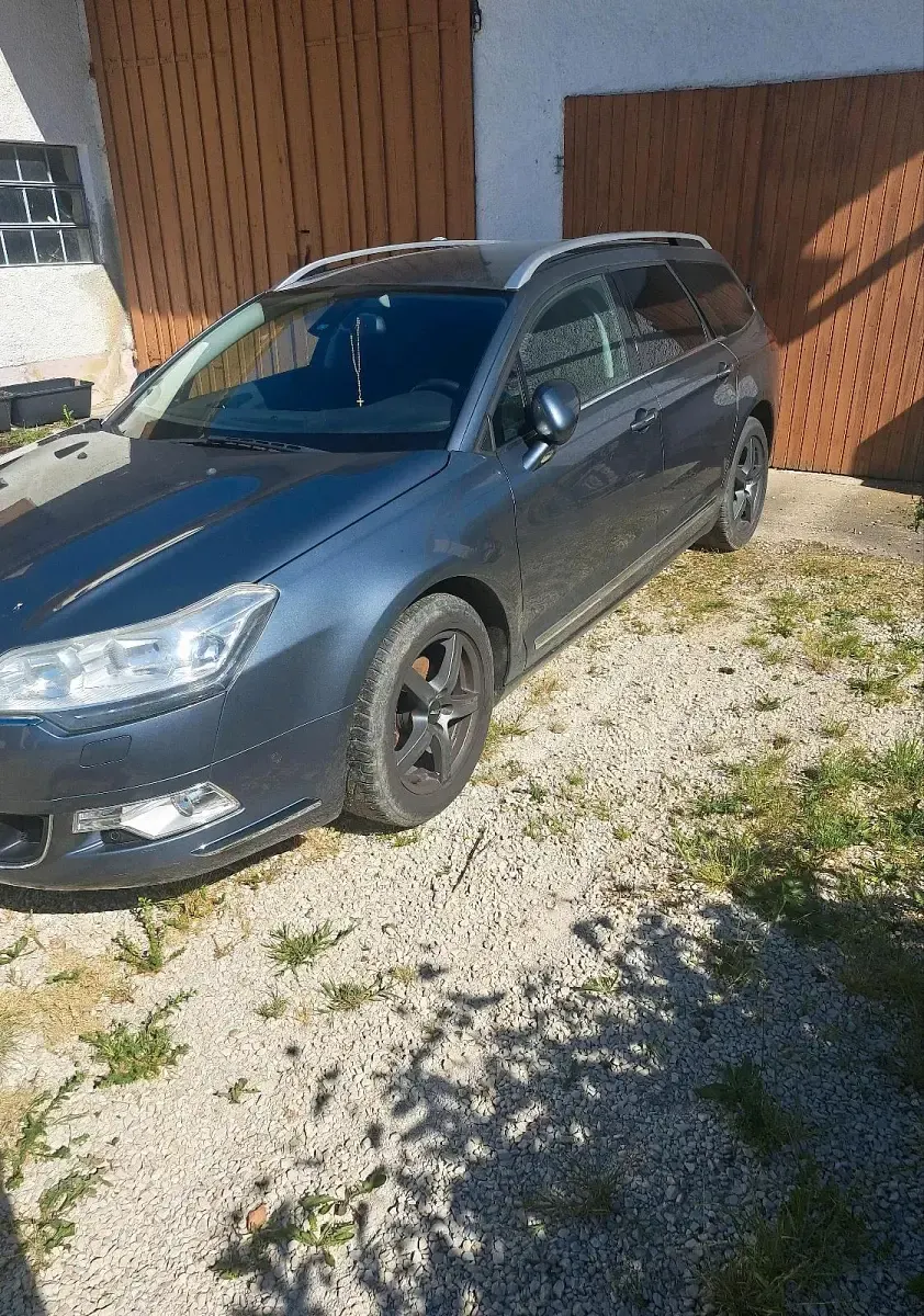 Gebraucht Citroën C5 140 PS (102 kW) 2012 Grau Kombi