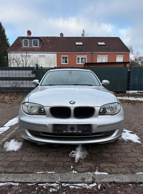 Gebraucht BMW 116 122 PS (89 kW) 2007 Silber Kleinwagen