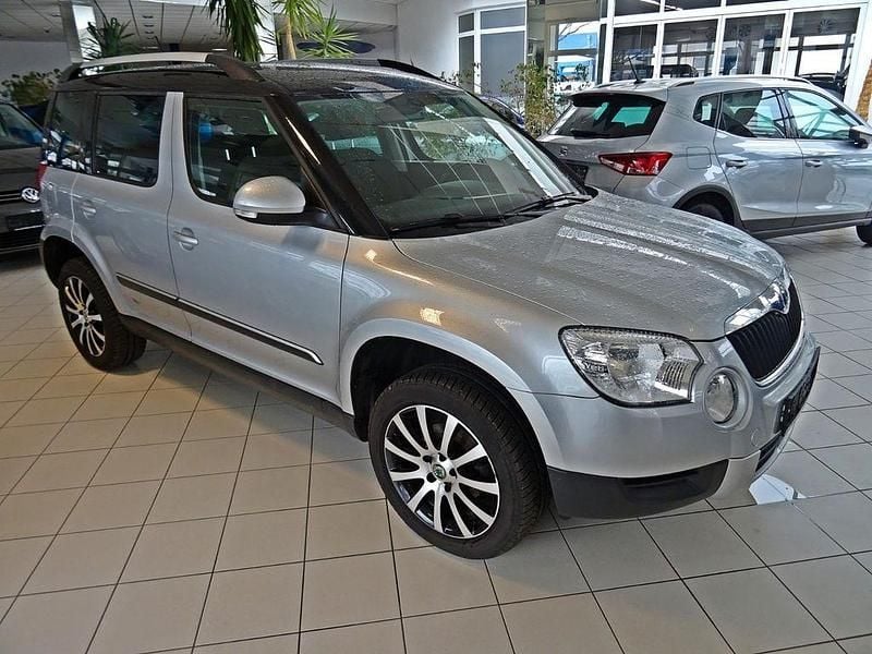 Silber Gebraucht 2012 Skoda Yeti Plus Edition SUV | 10.800 € (Teuer) - Bild 1/4