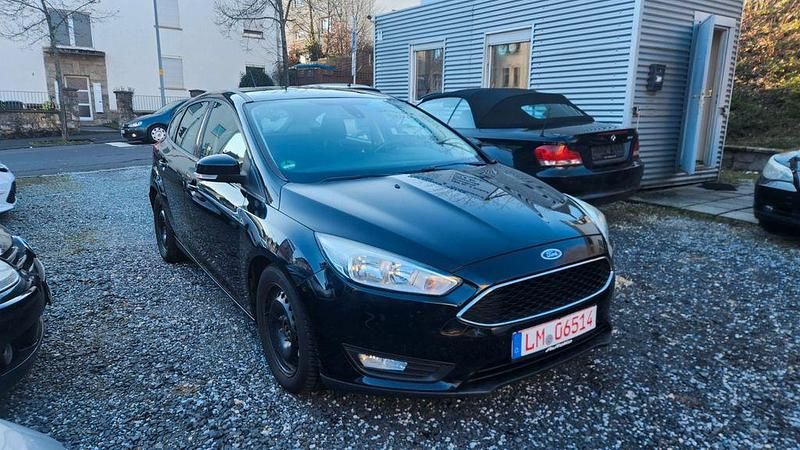 Second-hand Ford Focus 125 CP (91 kW) 2017 Negru Berlinǎ