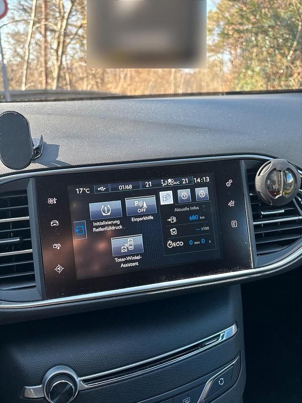 Gebraucht Peugeot 308 120 PS (88 kW) 2015 Weiß Kombi