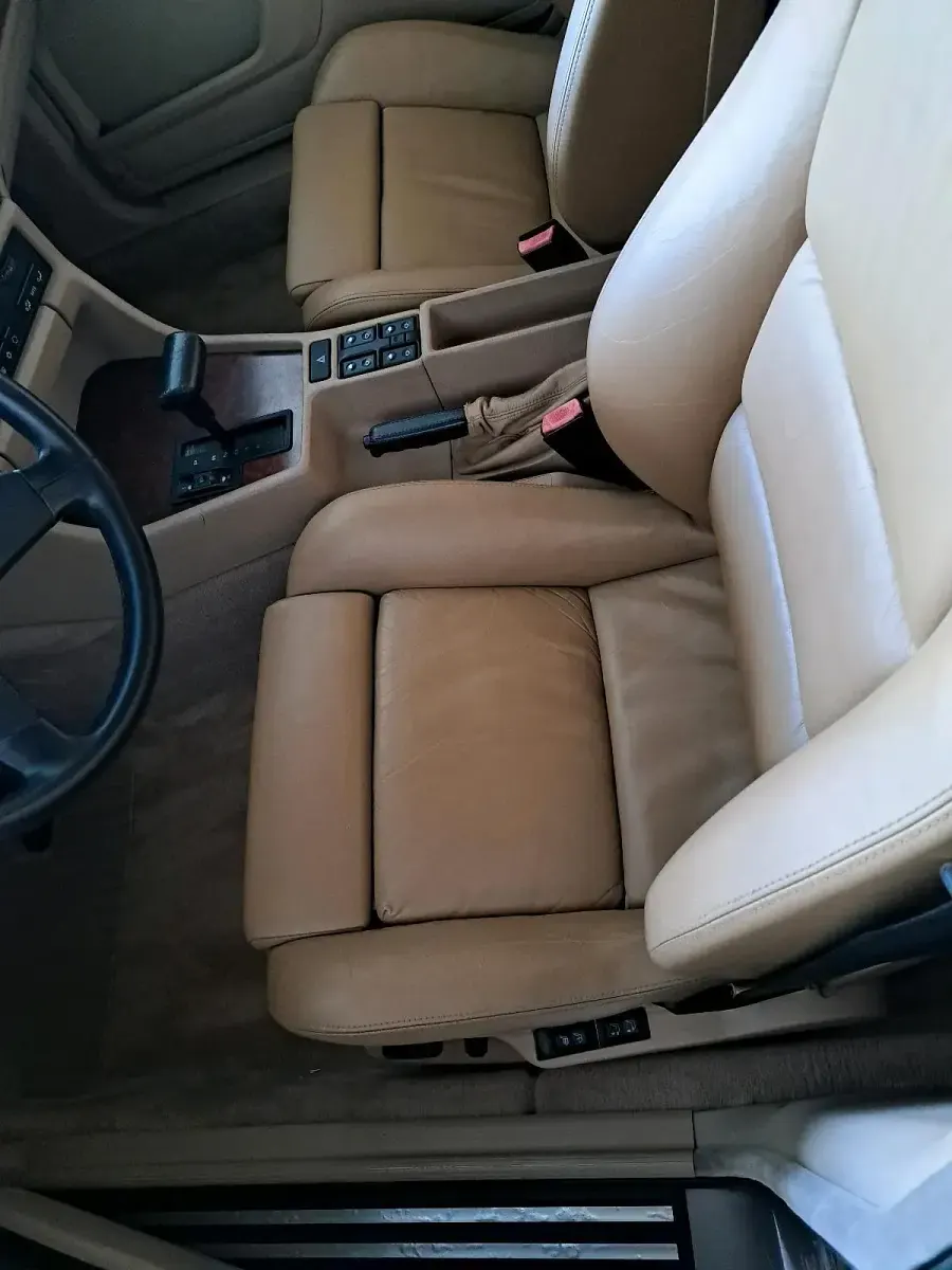 Gebraucht BMW 750 300 PS (220 kW) 1988 Beige Limousine