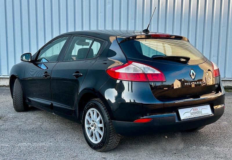 Gebraucht Renault Mégane 116 PS (85 kW) 2013 Schwarz Limousine