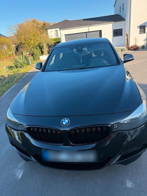 Schwarz Gebraucht 2013 BMW 328 Gran Turismo Limousine | 11.900 € (Teuer) - Bild 1/4