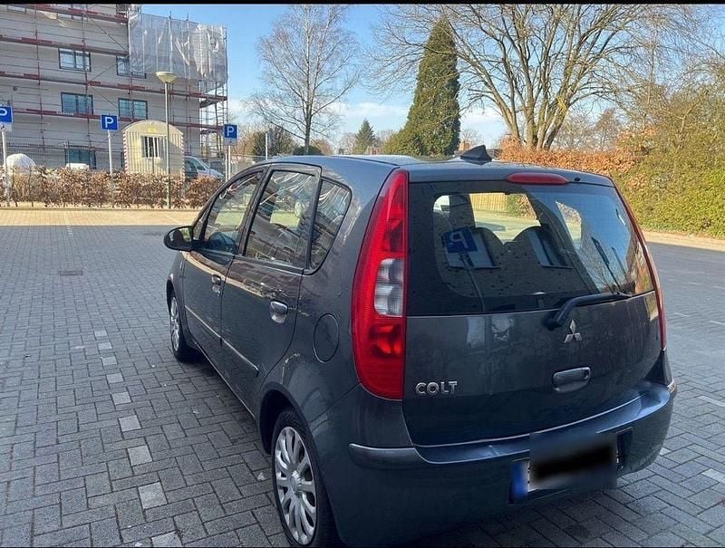 Gebraucht Mitsubishi Colt 75 PS (55 kW) 2005 Grau Kleinwagen