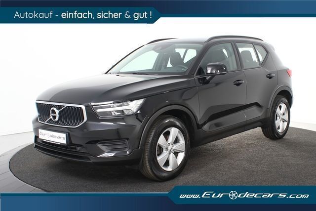 Schwarz Gebraucht 2021 Volvo XC40 Momentum SUV | 22.800 € (Fairer Preis) - Bild 1/4