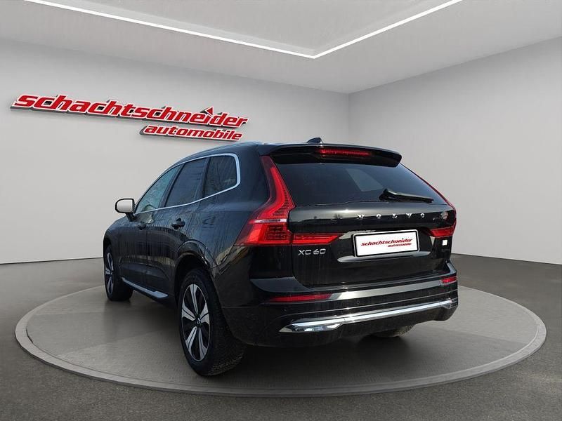 Gebraucht Volvo XC60 Core 398 PS (292 kW) 2022 Schwarz SUV