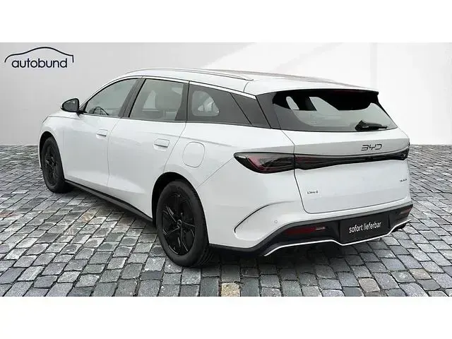Nowe BYD Seal Boost 184 KM (135 kW) 2025 Kombi