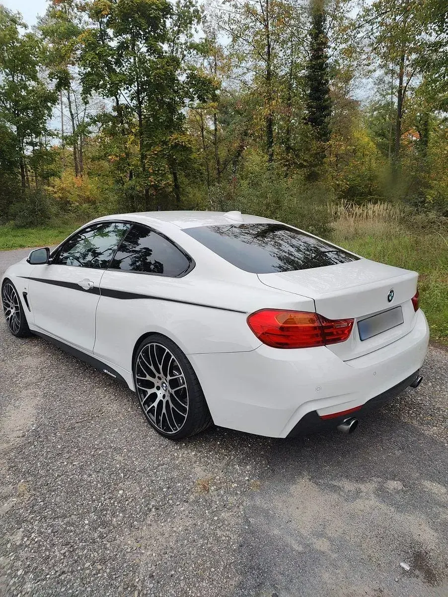 Gebraucht BMW 420 Coupé M Sport 184 PS (135 kW) 2015 Weiß Coupé