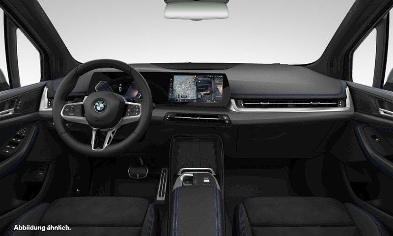 Gebraucht BMW 220 Active Tourer M Sport 156 PS (114 kW) 2023 Grau Van / Kleinbus